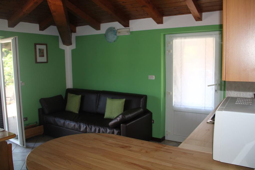 Veranda Beach Apartment Pianello Del Lario Pokój zdjęcie