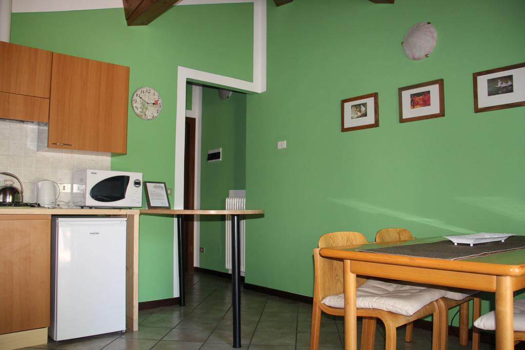 Veranda Beach Apartment Pianello Del Lario Pokój zdjęcie